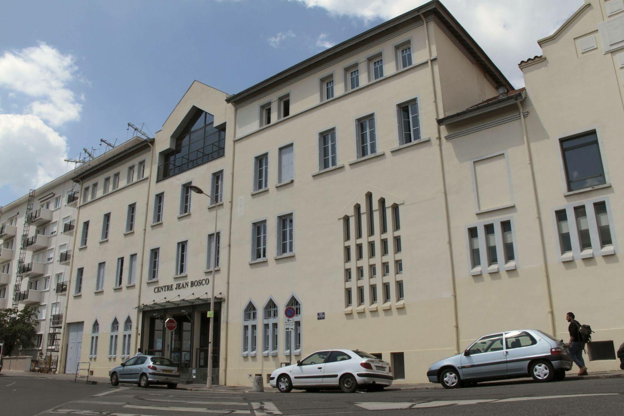 Centre Jean Bosco Hotel Lyon Kültér fotó The university library